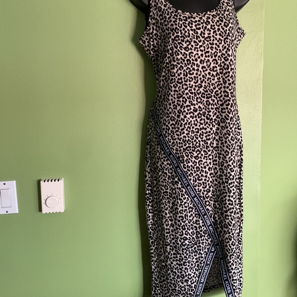 🔵 Michael Kors dress - Picture 7 of 12